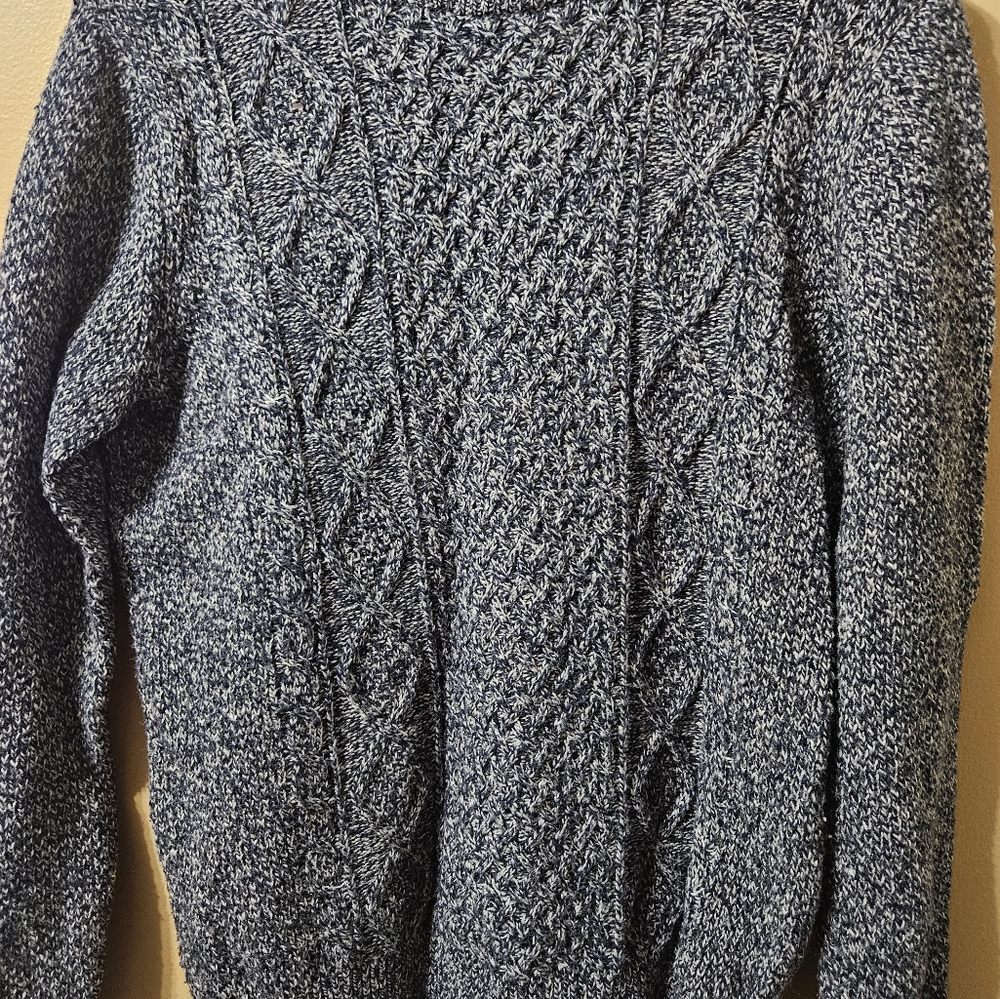 Sweater - Picture 3 of 4